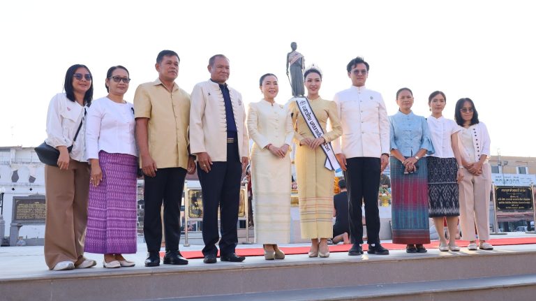 พิธีเจริญพระพุทธมนต์ และพิธีทำบุญข้าวสารอาหารแห้ง